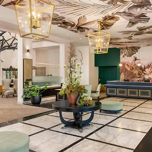 https://lord-charles.hotels-capetown.com